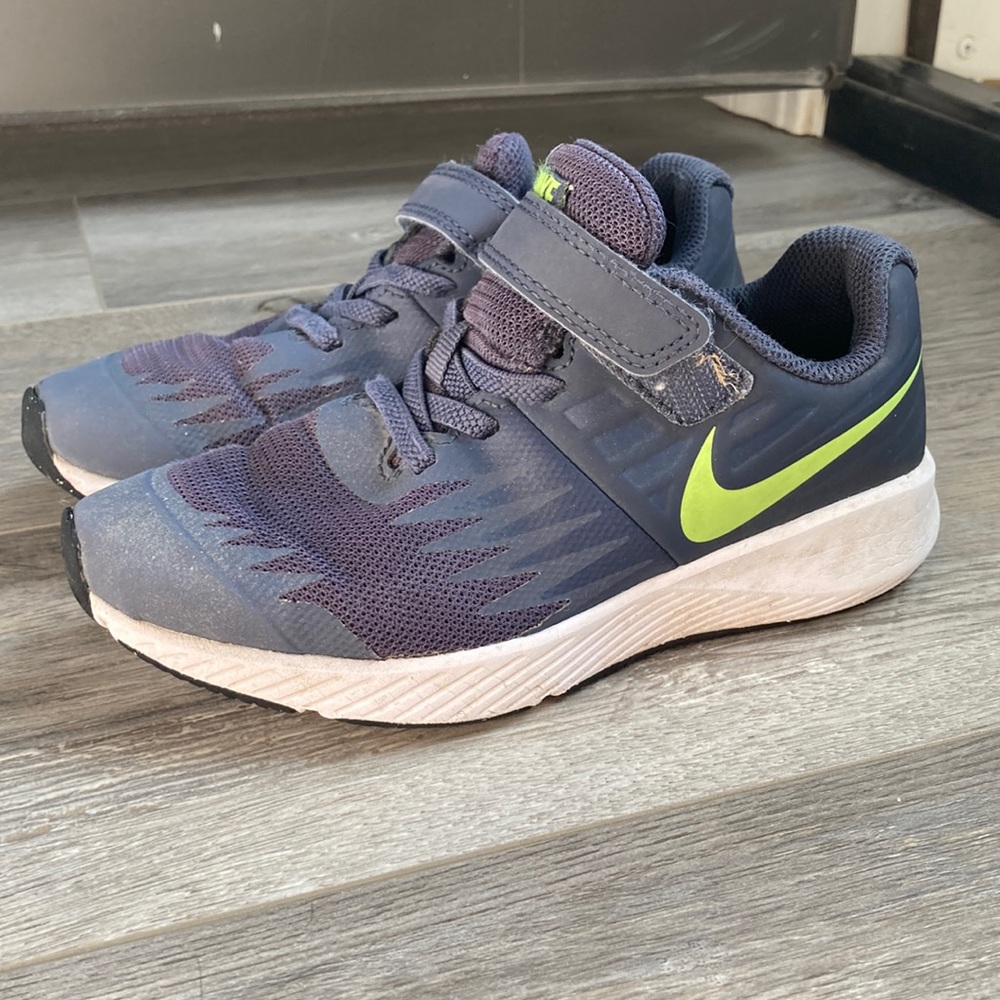 Nike Star Runner Blue & Yellow Boys Sneakers